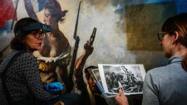 Delacroix A szabadság vezeti a népet című festménye újra ragyog