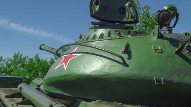 Budapest szívében hódítanak a szovjet harckocsik: a Mayday filmforgatás