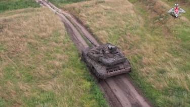 A NATO okosbombája kiiktat egy T-90M-et Ukrajnában