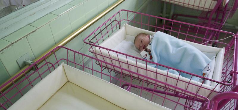 Keszthelyi Kórház: szünetel a szülészeti ellátás júliustól