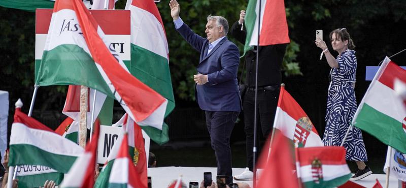 Orbán Viktor a békepártiságról beszélt, ellenzéki politikusok válaszoltak