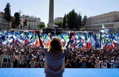 Giorgia Meloni ünnepli a jobboldal európai sikereit