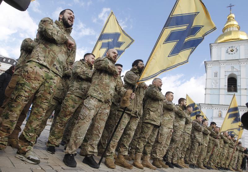 Az Azov zászlóalj amerikai támogatást kaphat a korlátozások feloldása után
