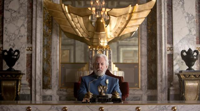 Elhunyt Donald Sutherland, Az éhezők viadala ikonikus Snow elnöke