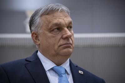 Magyarország demográfiai válság előtt, miközben Orbán Viktor pereskedik