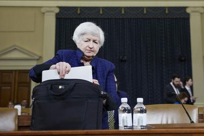 Janet Yellen felszólítja a német bankokat az orosz szankciók betartására