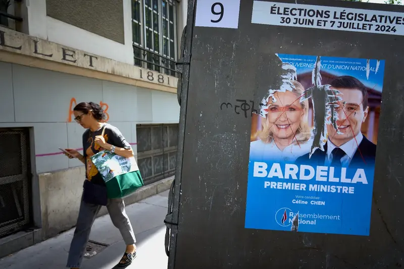 Macron váratlan fordulata: előrehozott választások a láthatáron