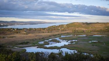 Balaton vagy Adria: Megoldások a nyaralás kihívásaira