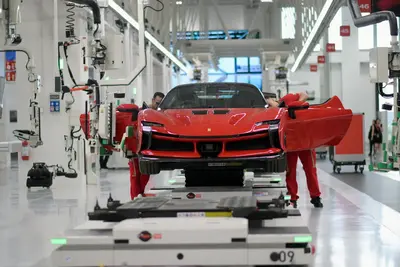 A Ferrari bemutatja első elektromos autóját 2025-ben