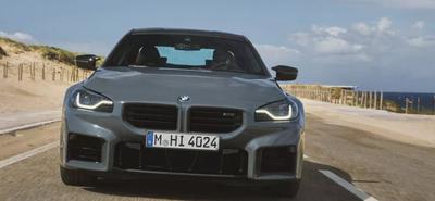 Az új BMW M2 már Magyarországon is kapható: erősebb motor, kézi váltó