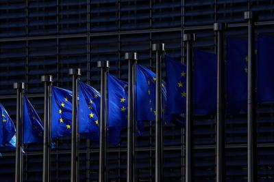Brüsszel szigorít: új szabályok a vállalatok fenntarthatóságáért