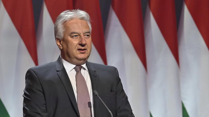 Feszültség a Fidesz és KDNP között az Európai Néppárt kérdésében