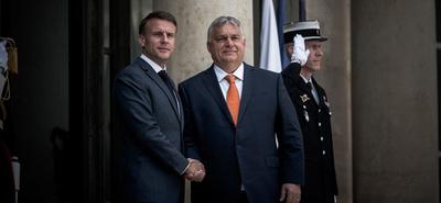 Orbán Viktor Párizsban: a háború és migráció elleni állásfoglalás