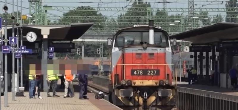 Mozdonyvezetőt gázolt el egy tolató vonat Békéscsabán