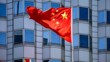 Kína válaszlépéseket tervez az amerikai és európai kereskedelmi korlátozásokra
