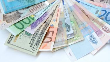 Magyar bankok extraprofitot realizáltak állampapír-portfóliójuk átrendezésével