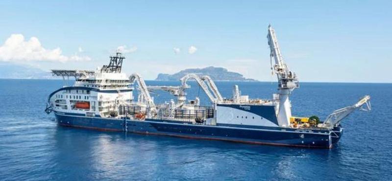 Mélytengeri áttörés: Új rekord a Földközi-tenger alatti áramkábel telepítésében
