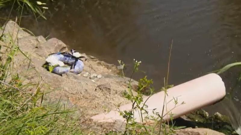 Tragédia Hajdúszováton: ötéves kisfiú fulladt a csatornába