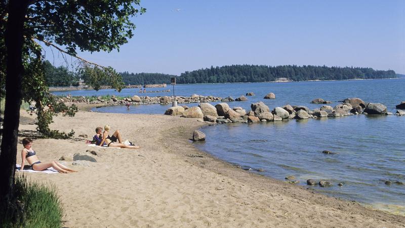 Espoo rendőrsége klasszikus zenével űzi el a tengerparti fiatalokat