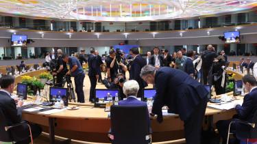 A magyar kormány újra az EU-csúcs középpontjában