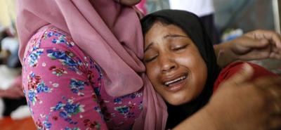 Légicsapás érte egy esküvőt Mianmarban, sokan meghaltak
