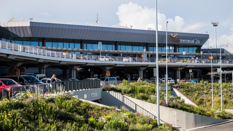Mága Zoltán felesége miatt késés történt a Liszt Ferenc Repülőtéren