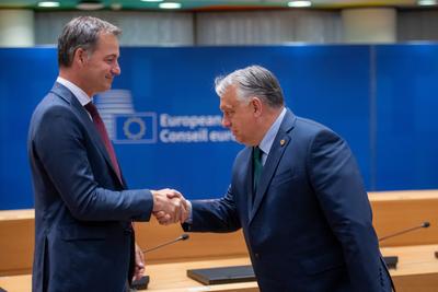 Belgium miniszterelnöke az EU elnökségről tájékoztatja Orbánt