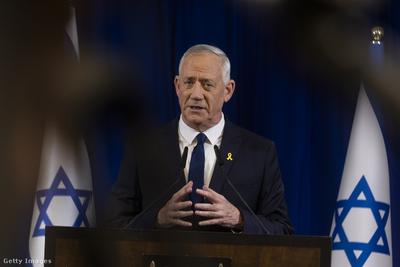 Benny Gantz távozik az izraeli szükségkormányból és a Nemzeti Egység pártból