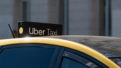 Az Uber visszatért Budapestre: új korszak a taxis szolgáltatásban