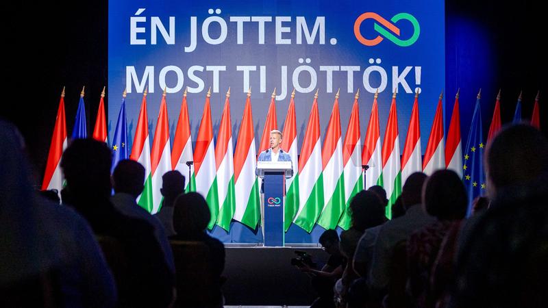 Magyar Péter bemutatta a Tisza Párt fővárosi képviselőit