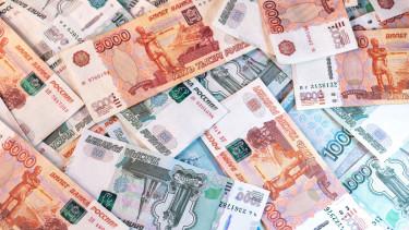 A rubel erősödik a dollár és az euró ellenében a devizapiacon