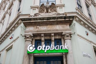 A Budapesti Értéktőzsde történelmi csúcsot ért el az OTP részvények vezetésével