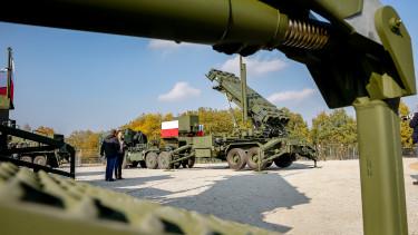 Lengyelország fontolgatja az ukrán javaslatot az orosz rakéták lelövésére