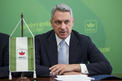 Orbán Viktor Romániában kampányol a magyar közösség támogatásáért