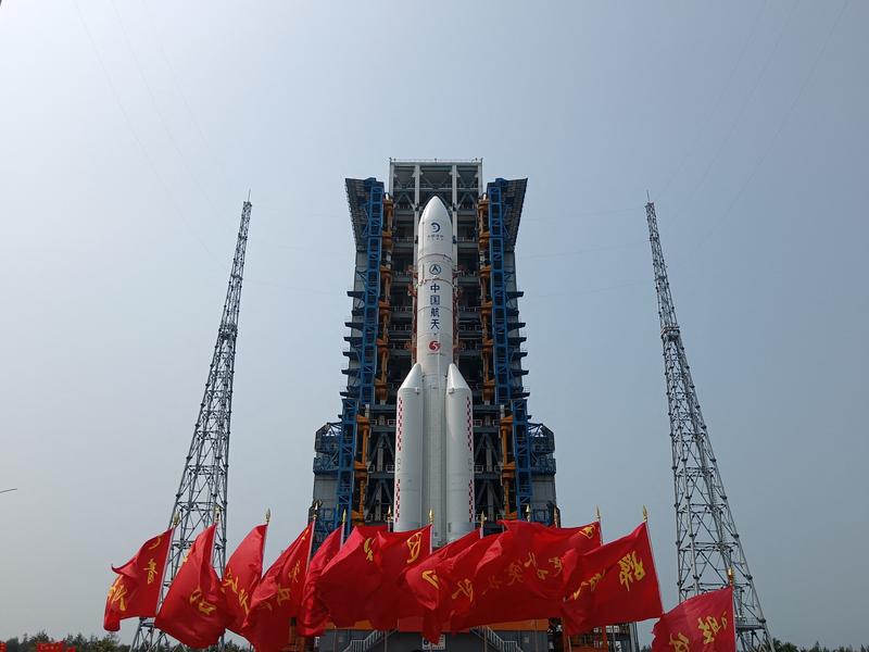 Kína a Hold sötét oldalára küldi a Csang-o 6 űrszondát