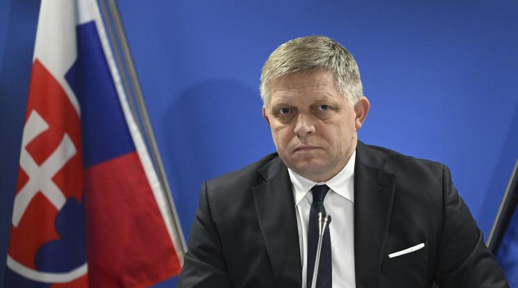 Súlyos merénylet az EU vezetője ellen: Robert Fico életéért küzdenek