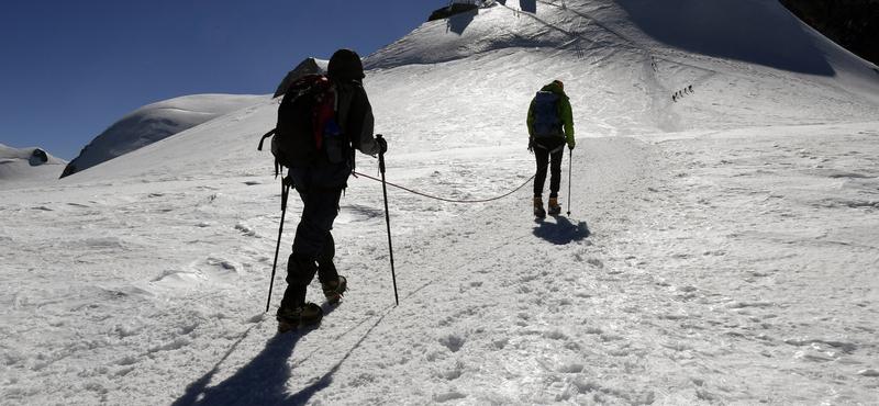 Négy hegymászó tűnt el a Mont Blanc heves viharaiban