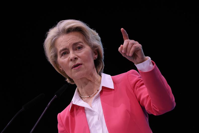 Ursula von der Leyen: közös európai demokráciapajzs kell a dezinformáció ellen