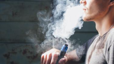 A WHO szerint a dohánycégek még mindig a fiatalokat célozzák meg
