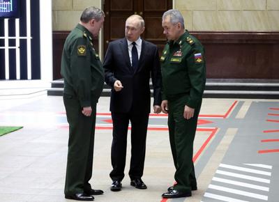 A hágai bíróság elfogatóparancsot adott ki két magas rangú orosz vezető ellen