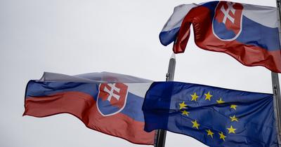 Bombafenyegetés miatt kiürítik Szlovákia összes bíróságát