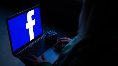 Európai felhasználókat csaptak be hamis AI-szolgáltatásokkal a Facebookon