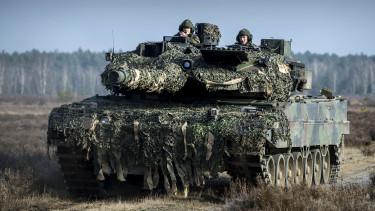 Oroszok foglaltak el egy modern Leopard 2A6-os harckocsit Ukrajnában