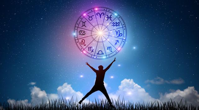 Júliusi horoszkóp: Energia, változások és sikerek várnak ránk