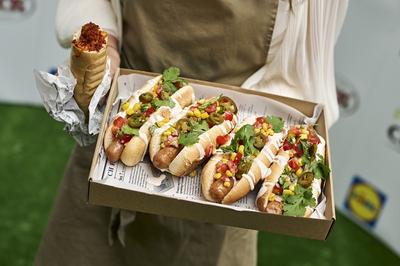 A Mol saját márkás hot-dogjait a Lidl polcain kínálja