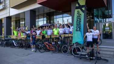 Kerékpárosokkal indult útnak a fenntartható Property X konferencia