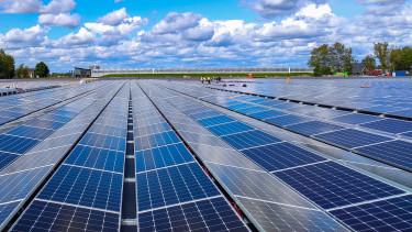 Új csúcs a magyar naperőműves áramtermelésben: több mint 3190 MW