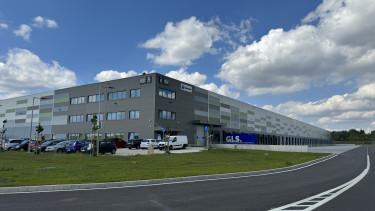 Új raktár és iroda nyílt a Liszt Ferenc repülőtér mellett
