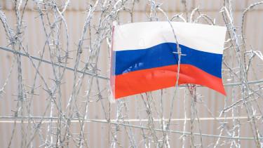 Az EU szigorítaná az orosz szankciókat: célkeresztben a politikai finanszírozás