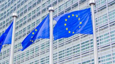 Botrány az Európai Bizottságban és Von der Leyen újraválasztása